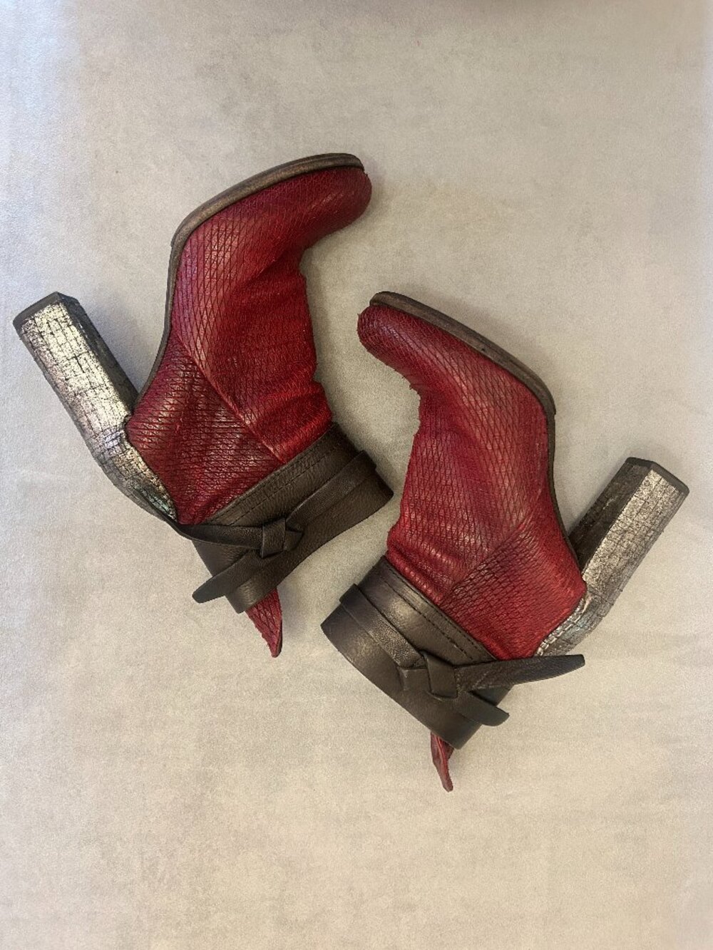 A.S.98 High-Heeled Leather Boots, Artsy Distressed Textured Pattern in Burgandy